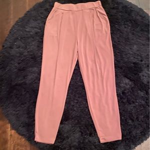 Savvi Joggers . Mauve color with pockets. Never worn